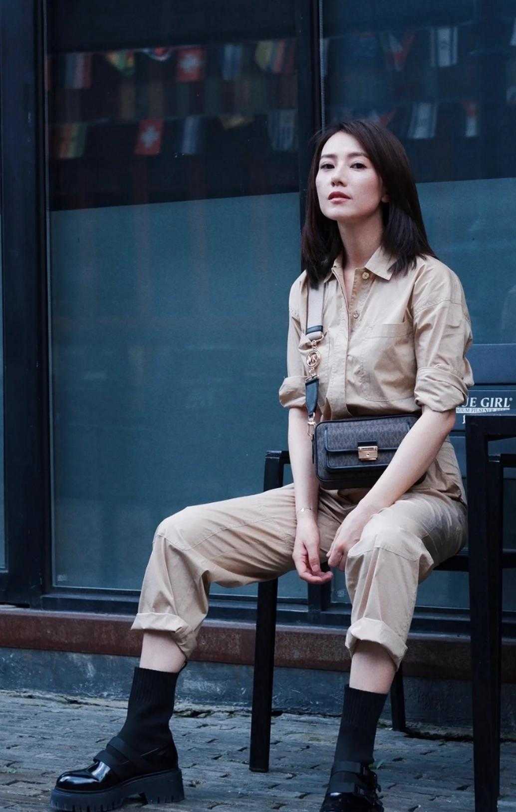 出圈 高圆圆才是“中年女人”羡慕的样子，41岁了还不见老，美出圈了