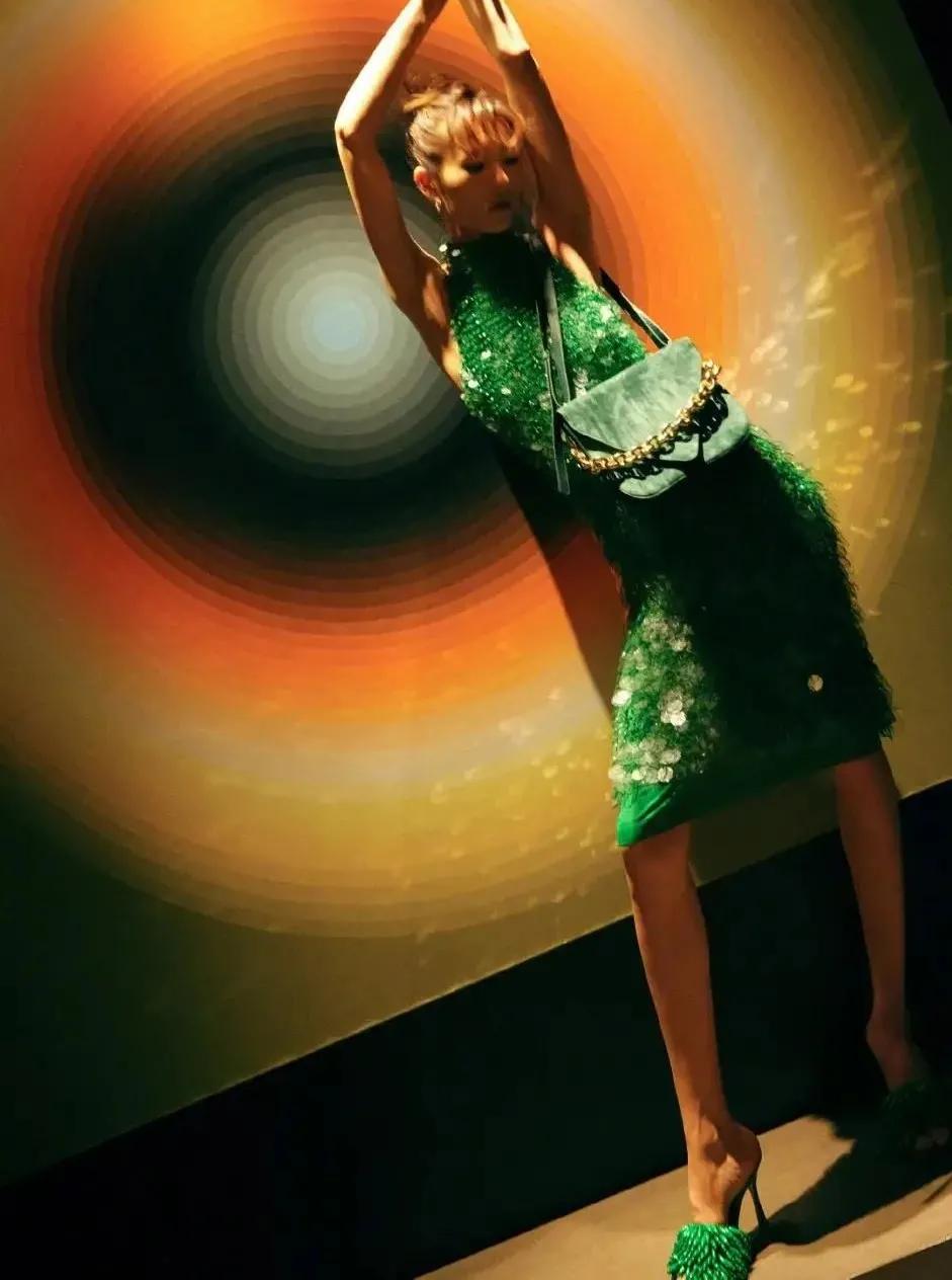 色调 2021秋冬流行色来了,时髦又高级,yyds!