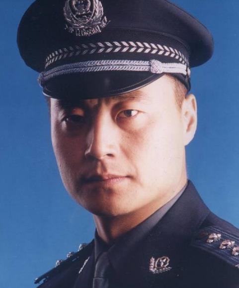 结婚只花9块婚后居住7年老鼠房50岁的任程伟今现状如何