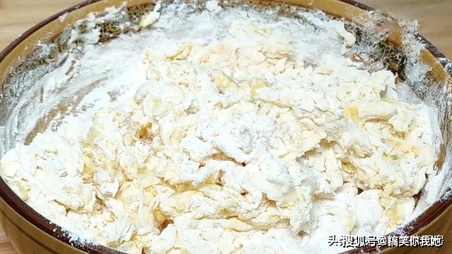做法|早餐不要吃油条了，教你神奇做法，个个空心鼓大泡，15秒做一个