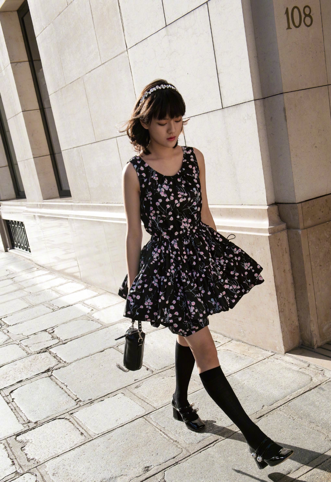 黑色 解锁早秋穿搭，这双初恋鞋不能错过，让杨超越乔欣立刻少女感满满