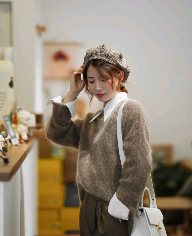 服装 会穿衣搭配的女生确实很惊艳，既优雅又有魅力，轻松美成焦点