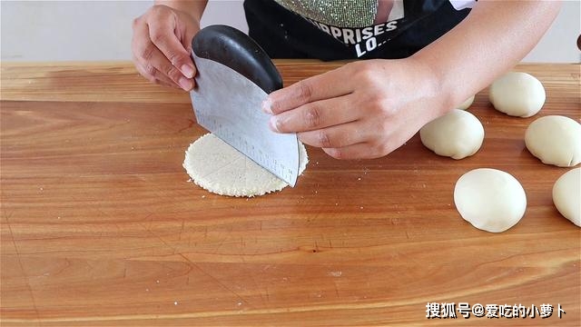 做法|家常版小零食做法,步骤简单美观,香酥又可口,孩子们解馋必备