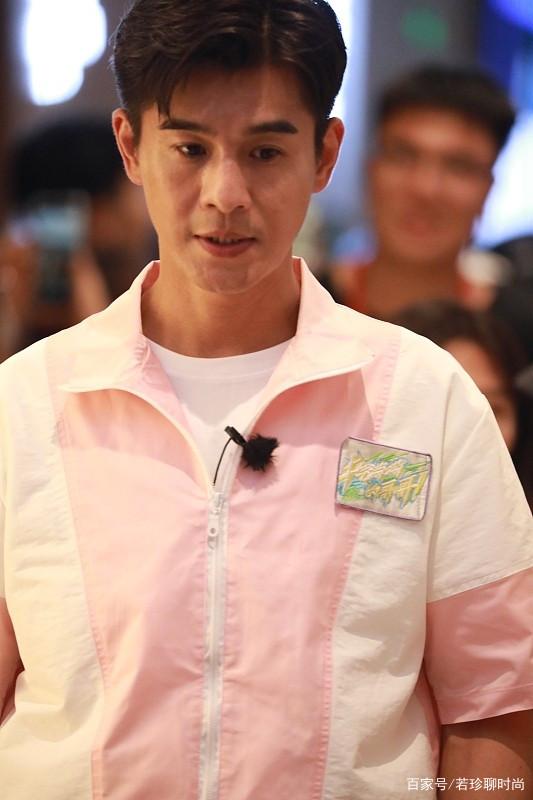 服装 乔振宇真的好适合穿粉色，生图看着有男人味，一点都不娘气