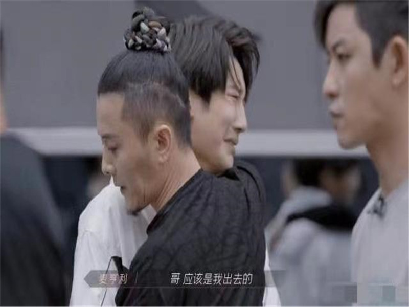 张晋|《披荆斩棘的哥哥》三公：他曾被骂得一塌糊涂，现在却成最大赢家