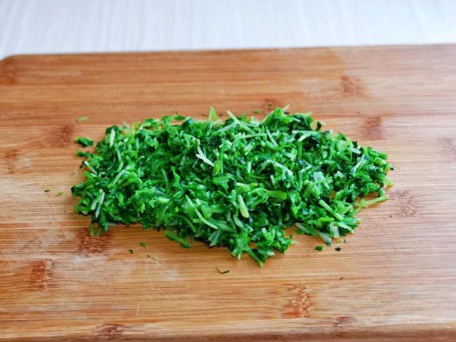 加入适量|给孩子做花式早餐，营养丰富，做法简单，别有一番风味