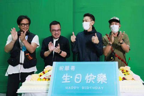 com|不愧“劳模”!刘德华60岁生日在剧组度过