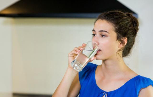 降低|血糖高的人，饭后有3种表现，一个不占，血糖控制得还不错