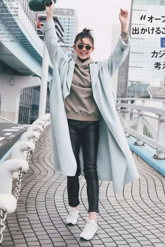 设计 秋天外套里面穿什么?这4种经典内搭让你一直美下去！