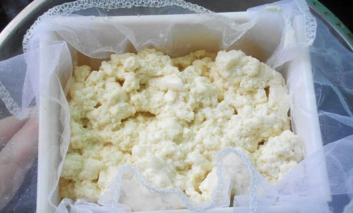 半斤黄豆能做多少豆腐 eee4b03248fb498ebe890ead066e0998.jpeg