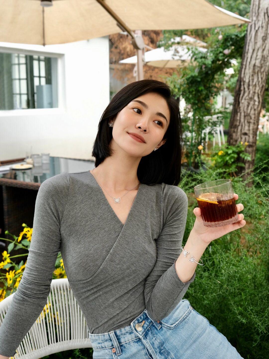 chic 适合气质女性的chic风穿搭，端庄成熟又有格调，照穿让你气质翻倍