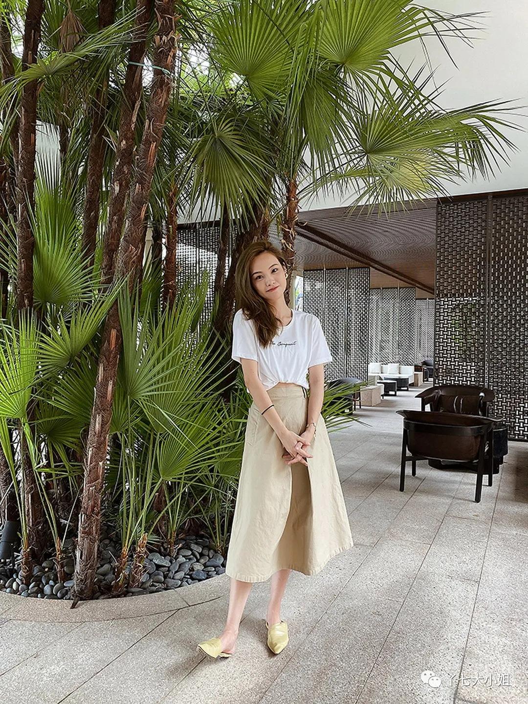 整体 十月份的裙子，这条廓形裙最好穿~