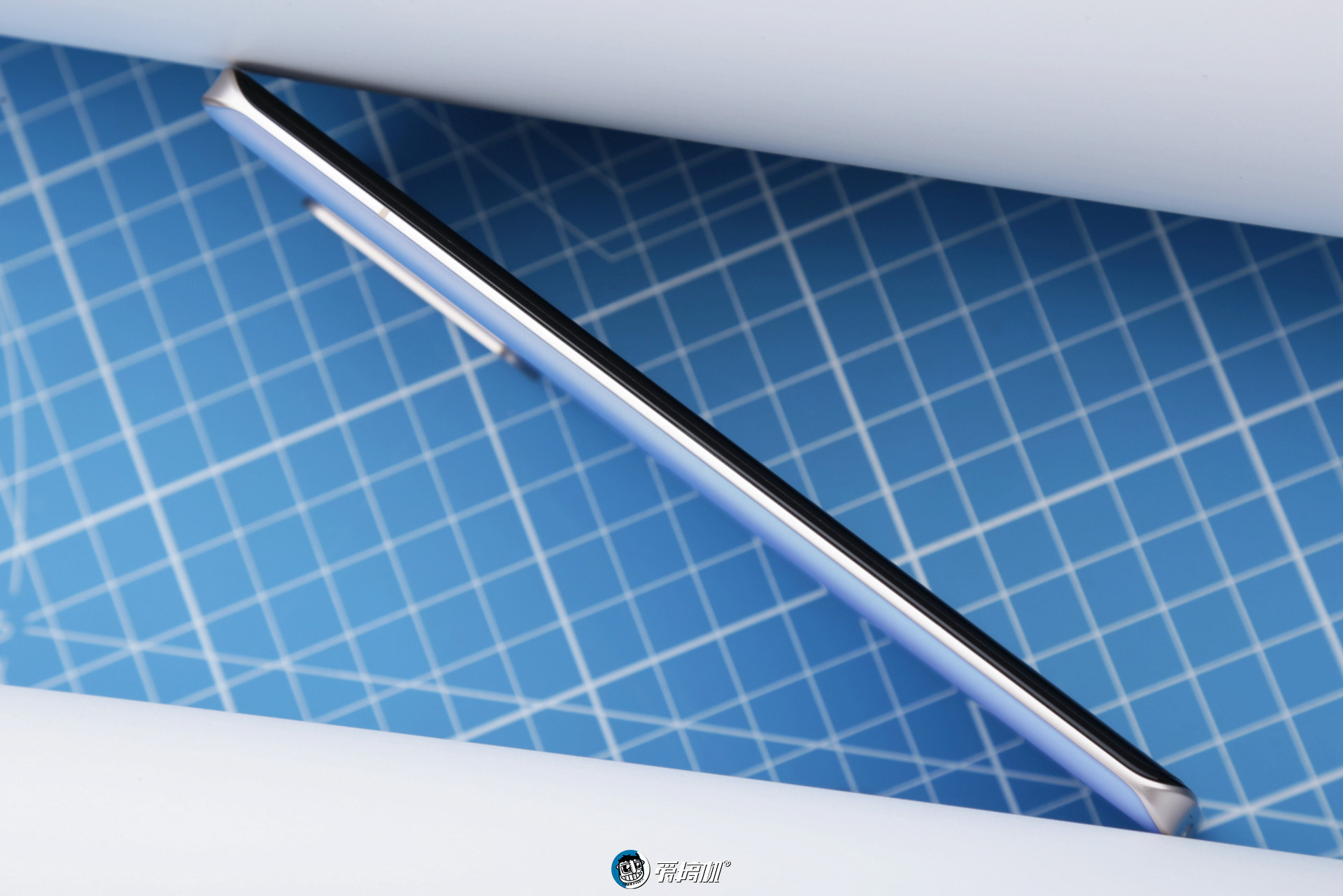 nit|小米Civi评测：我差点就恋爱了