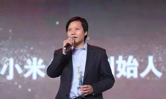 电梯|“电梯广告搬回家”，吃相还能再难看点吗？