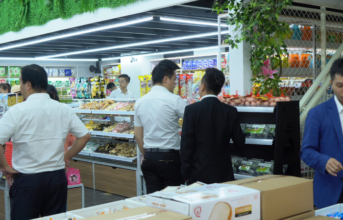 全年龄|怡佳仁零食店选址技巧，你get了吗？