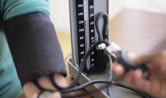 饮食|3个信号暗示病情加重，避免尿毒症，肾友必须做好3件事