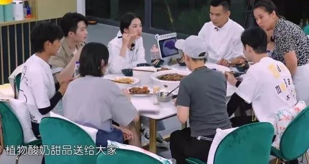 因为|最后一站，黄晓明和宁静吵翻天，也无法拯救《中餐厅》的收视率？