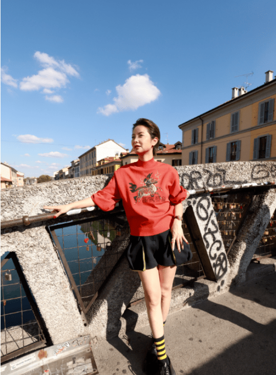 品牌 HUI|米兰时装周“Nü Shu 中国.女书”大秀震撼上演