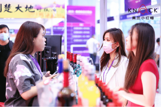 奥兰|奥兰酒业携全新升级品牌形象的奥兰小红帽亮相第十三届中部(武汉)糖酒会