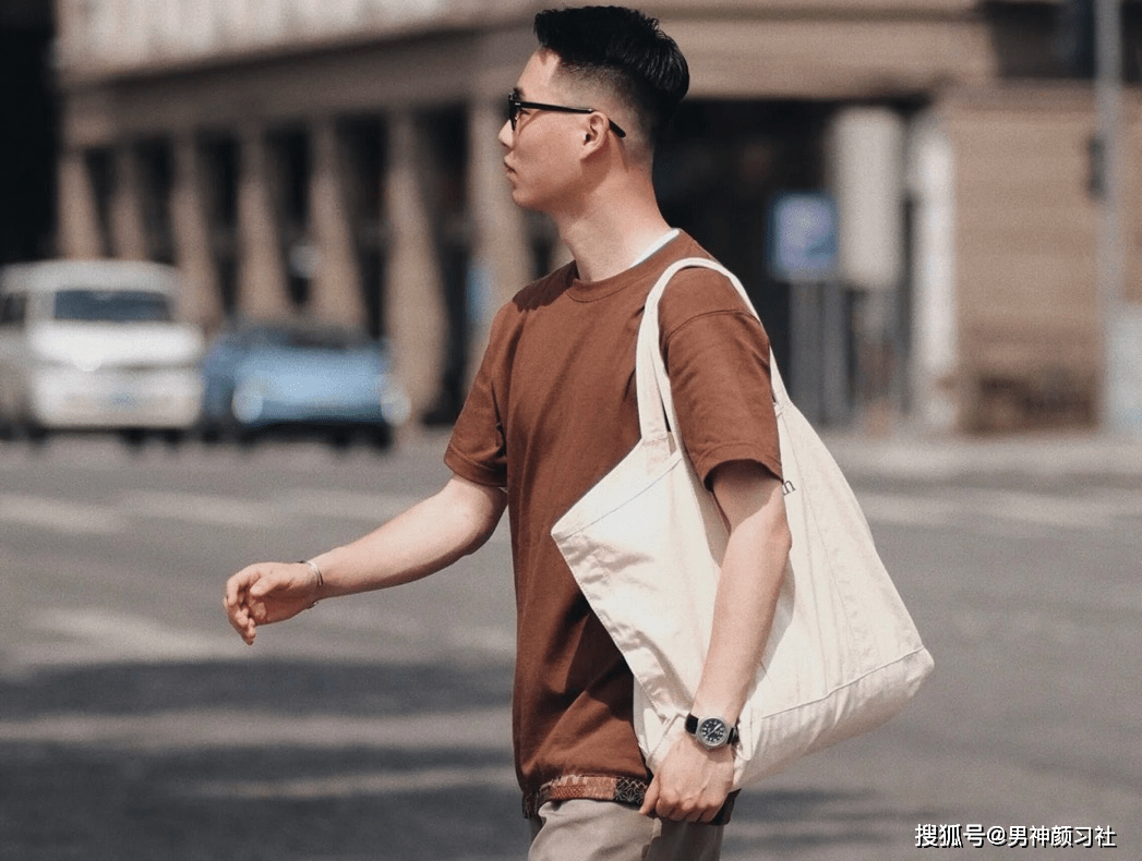 颜色 冰与火之歌的初秋，只要“上长下短”玩得好，美男时代才开始