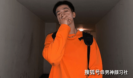 颜色 冰与火之歌的初秋，只要“上长下短”玩得好，美男时代才开始