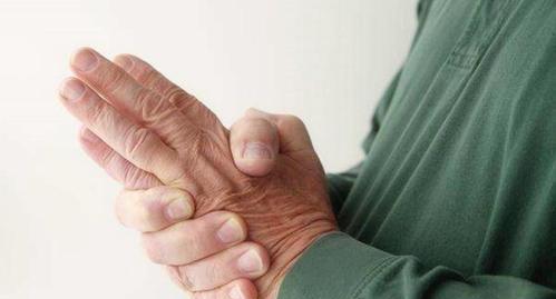 枕头|检查餐后血糖25,停药2个月却降为5.8,两个控糖诀窍不妨学习下