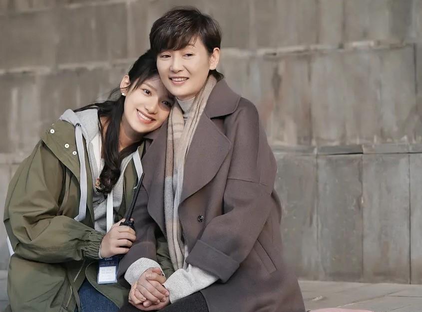 李小美|11天狂揽1.2亿票房,《关于我妈的一切》上映后引爆观众泪腺