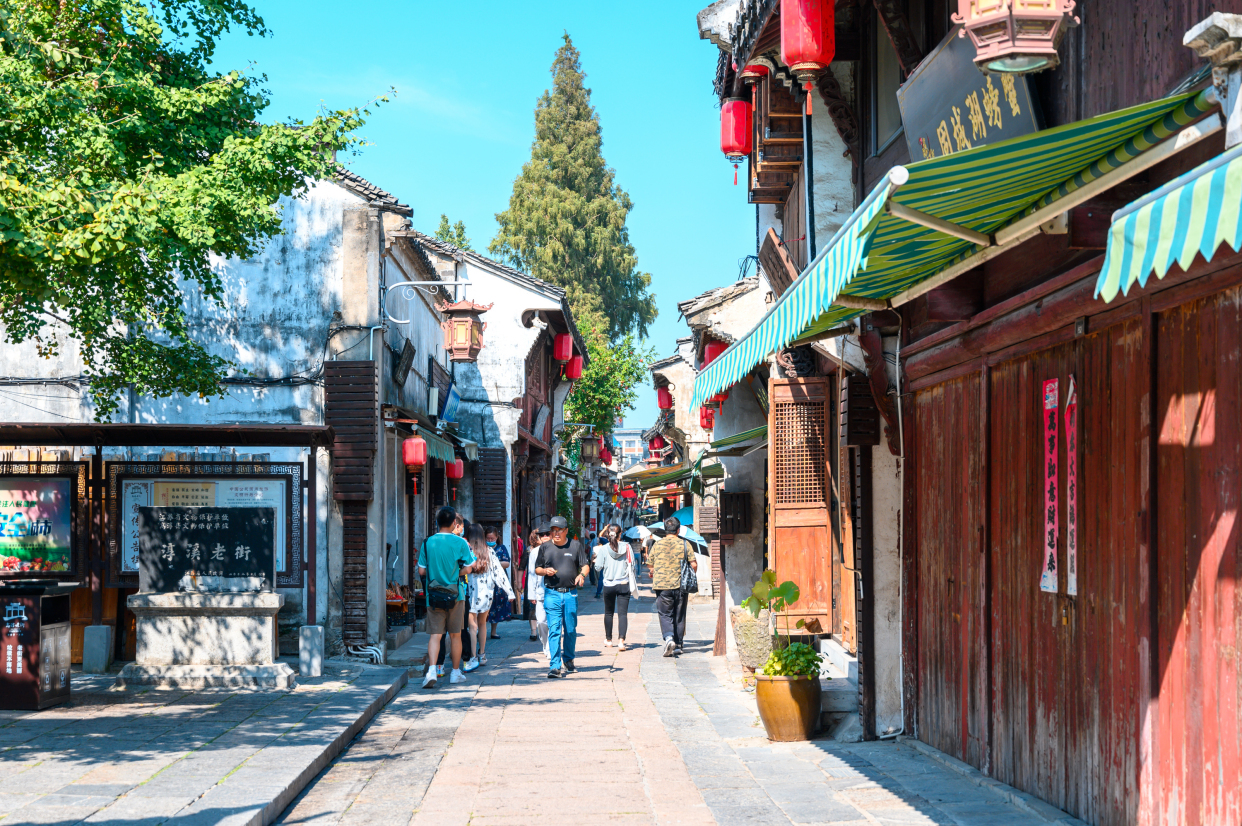 南京这条老街可媲美夫子庙，被誉“金陵第一古街”，商业气息浓厚