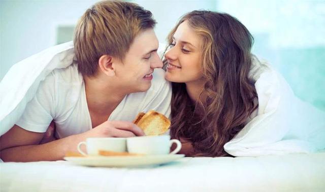 什么样的夫妻才叫感情好 ebb19bfc3a594586ae9489b1443539ef.jpeg