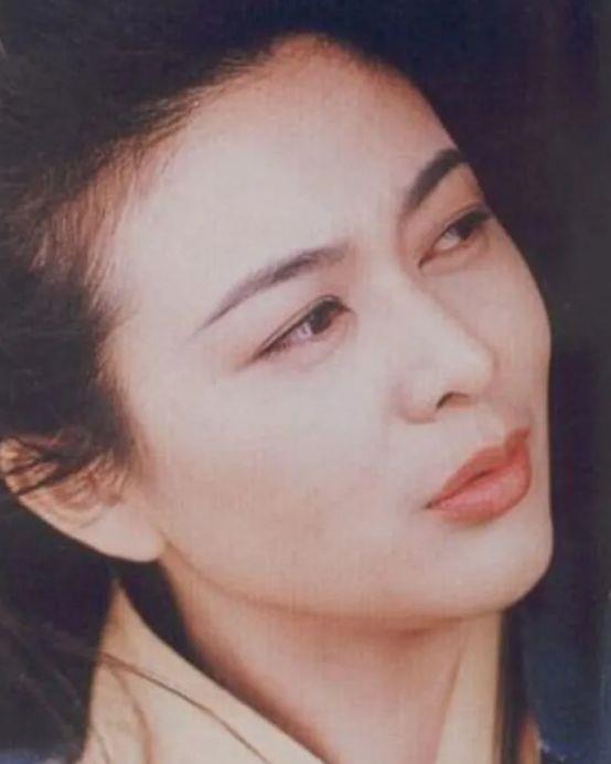 什么叫三白眼图片 33b5e9cafcb44990b491dbf9c8cca951.jpeg