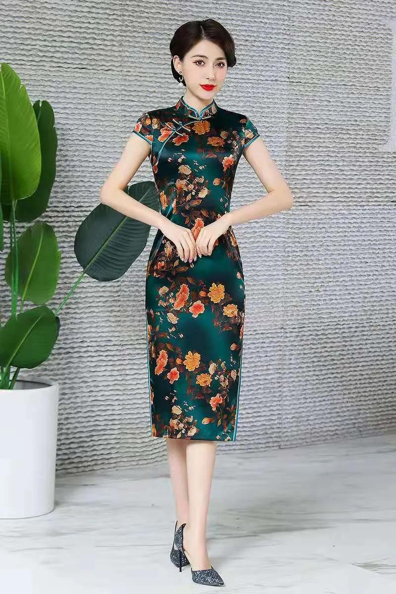 张爱玲 真丝旗袍，有着女人一样的似水柔情，让灵动的女人味儿显露无疑。