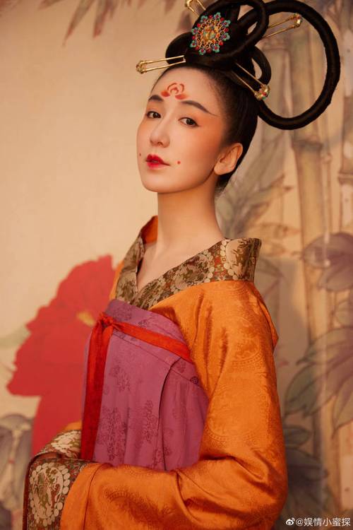 颜色 娄艺潇完全变了一个风格 , 直接挑战汉服