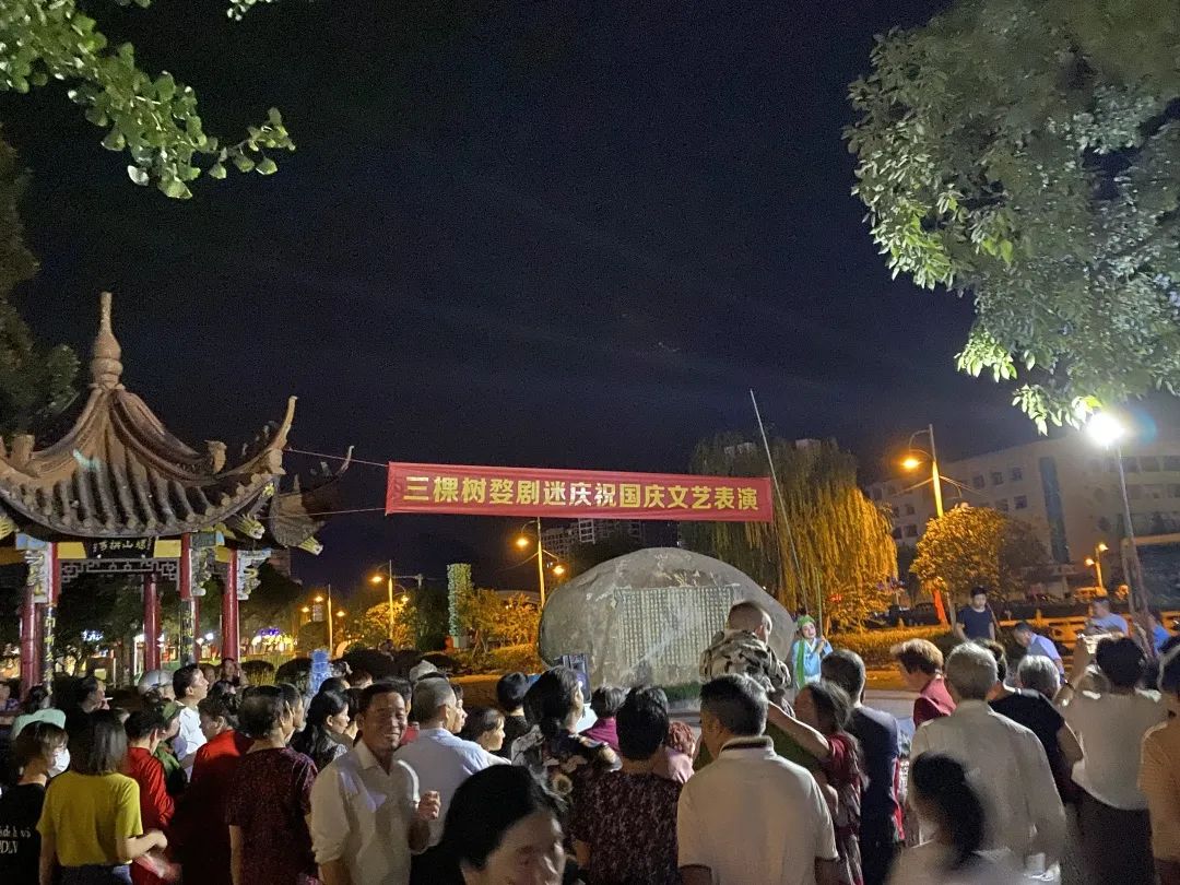 国庆绝了！浙江人如何称霸国庆朋友圈？都是套路→