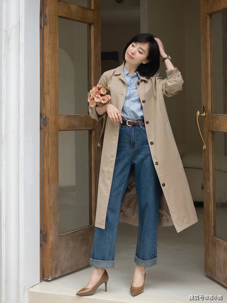 首选 职场女性多备“衬衫”，搭配阔腿裤、九分裤、半身裙，时髦又优雅