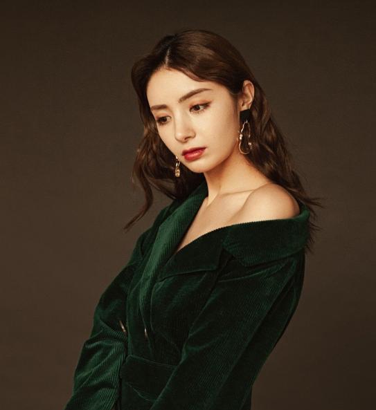 饮食|麦迪娜姜潮二胎出生，却因起名引起矛盾，婆婆不同意孩子姓氏改变