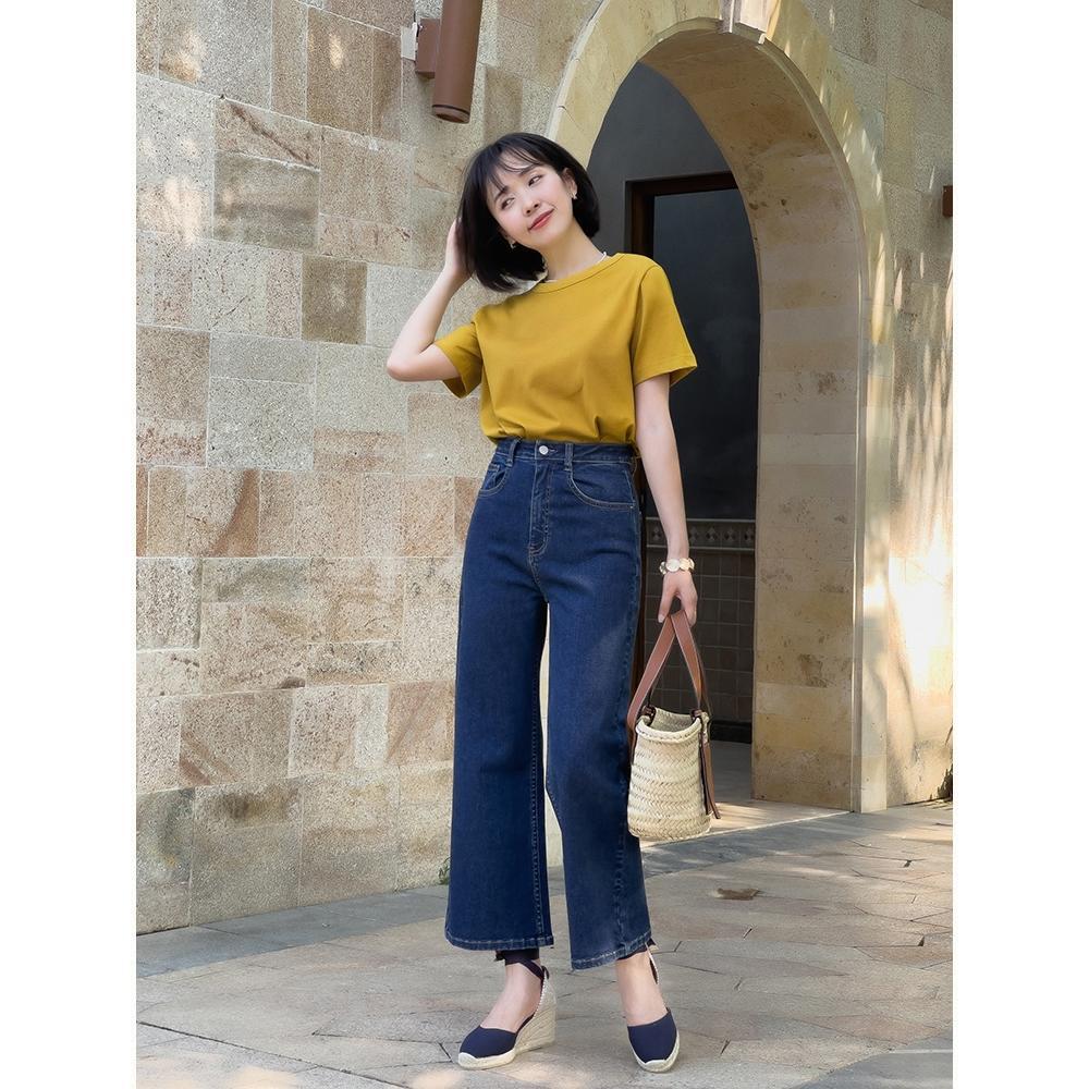 适用性 牛仔裤怎么搭配才时髦？搭配西服和衬衫，让你美出新高度，超漂亮