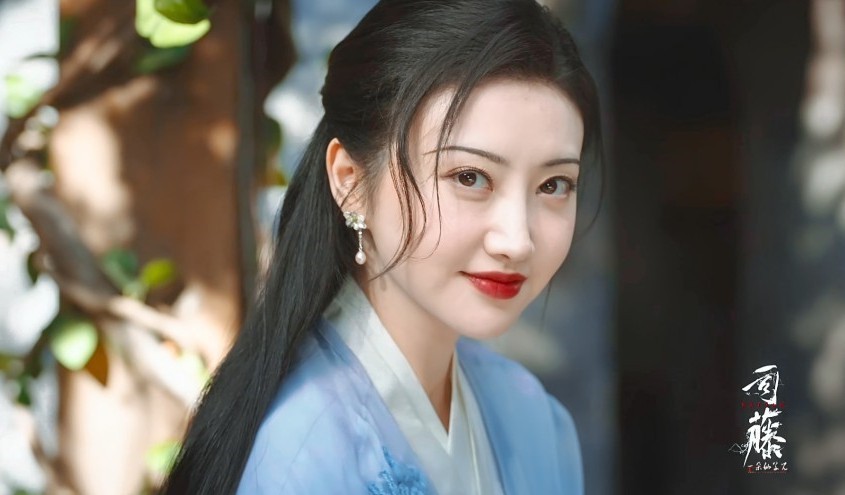 品格|《沉香如屑》刚杀青，成毅喜迎都市大剧，三大女神齐聚耀眼十足