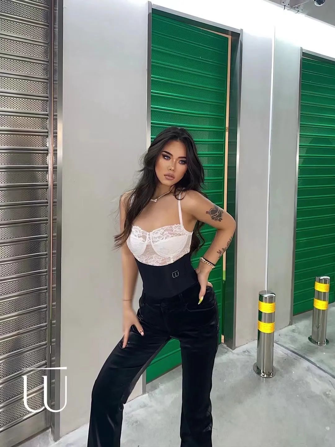 内衣 为什么时髦女孩都爱围密WAISTMEUP?