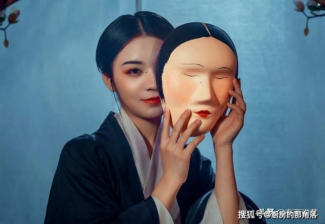 清朝一幅"戒色图","画皮"美女,画面诡异难忘