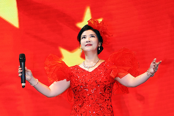 观众|我爱你中国 海之花·潘幽燕音乐会 获得圆满成功