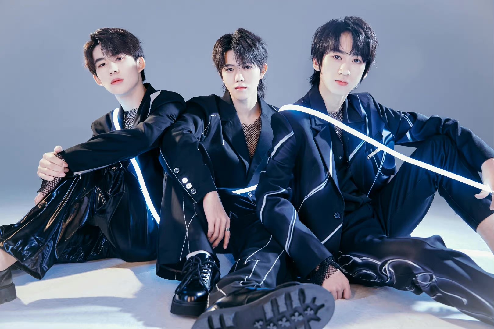 易安音乐社全新单曲《光芒》上线 少年锋芒蓄势待发闪耀前行_魅力