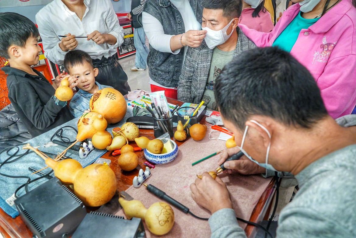 步行街|有吃有玩有情调！枣强县民俗文化步行街人气满满