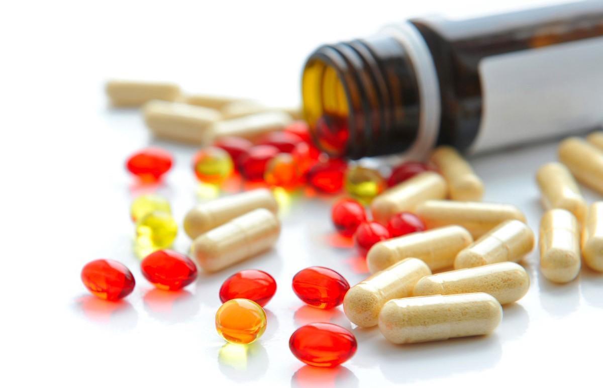 严重|“三高”人群预防心梗、脑梗服用他汀类药物时，要注意什么？