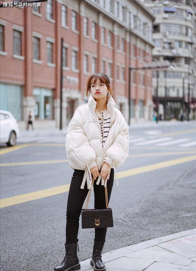 数量 衣服只看质量不看数量,这几款内搭时髦高级,谁穿都好看