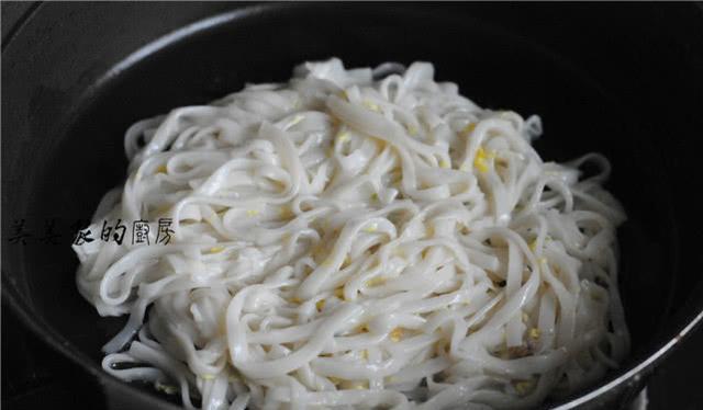 煎饼|比煮面条入味,比煎饼柔软,早餐就吃它,10分钟上桌超简单!