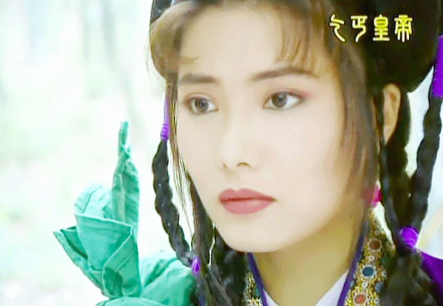 52岁杨丽菁淡出荧幕3年一句话揭露行业现状功夫女星真的尴尬