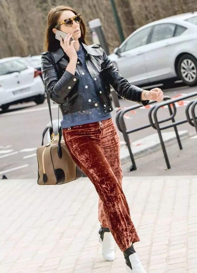 身材 别再穿“土掉渣”的紧身裤了，试试刚火的“暖瘦裤”，时髦更显瘦