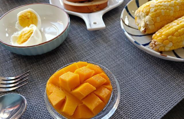 新世界|夏天如何优雅地做一桌早餐?发朋友圈,网友大嚷:打开新世界