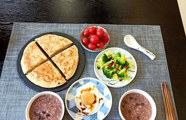 煎饼|好香的早餐呀,低糖低脂有营养,减肥也能大口吃,网友:有创意!