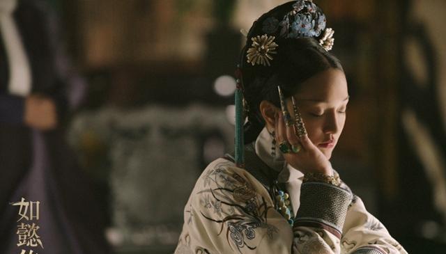 形象 《如懿传》嫔妃的头饰,如懿活泼,皇后内敛,只有她藏得最深